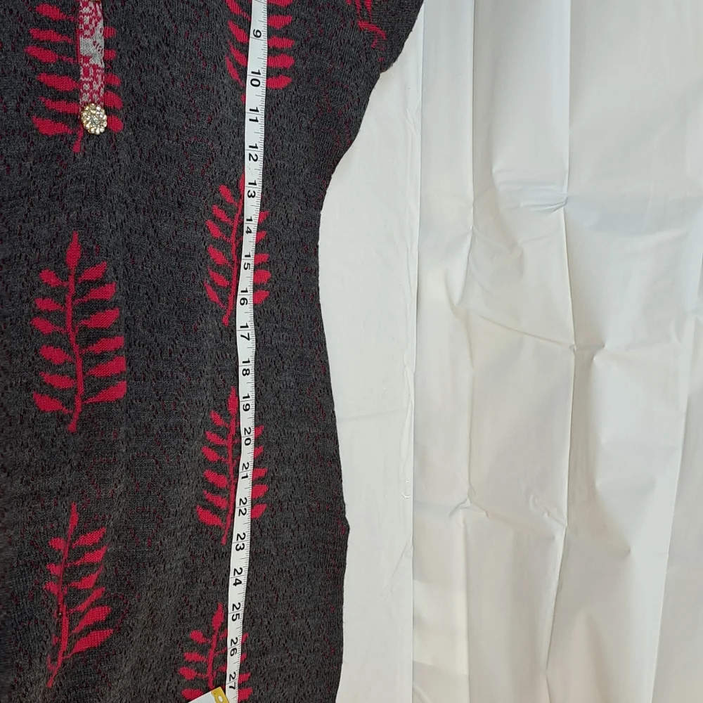 Red Maple Women's Sweater Dress Midi Length Jewel Button XXL Gray Leaves 3D - Picture 11 of 11